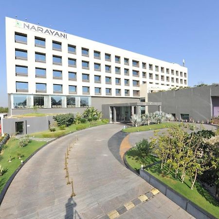 Narayani Heights, Ahmedabad Hotel Екстериор снимка