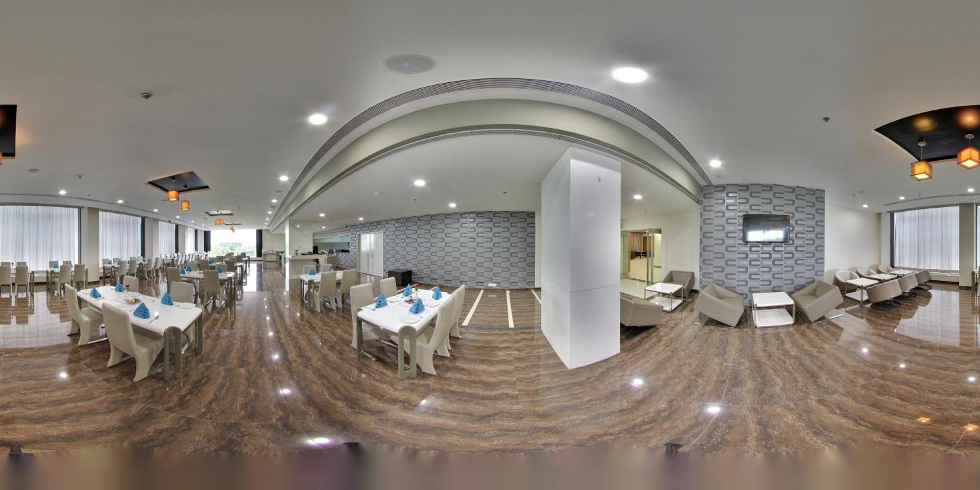 Narayani Heights, Ahmedabad Hotel Екстериор снимка